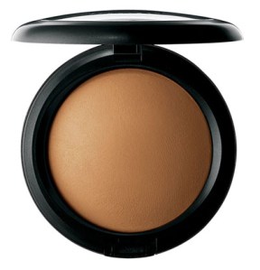 MAC Mineralize Powder         (Dark in my color)